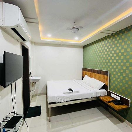 Oyo 88521 Hotel Swagstay Indore Dış mekan fotoğraf