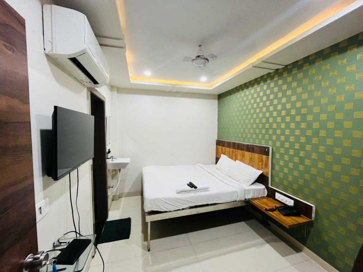 Oyo 88521 Hotel Swagstay Indore Dış mekan fotoğraf