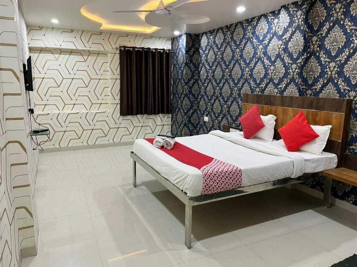 Oyo 88521 Hotel Swagstay Indore Dış mekan fotoğraf